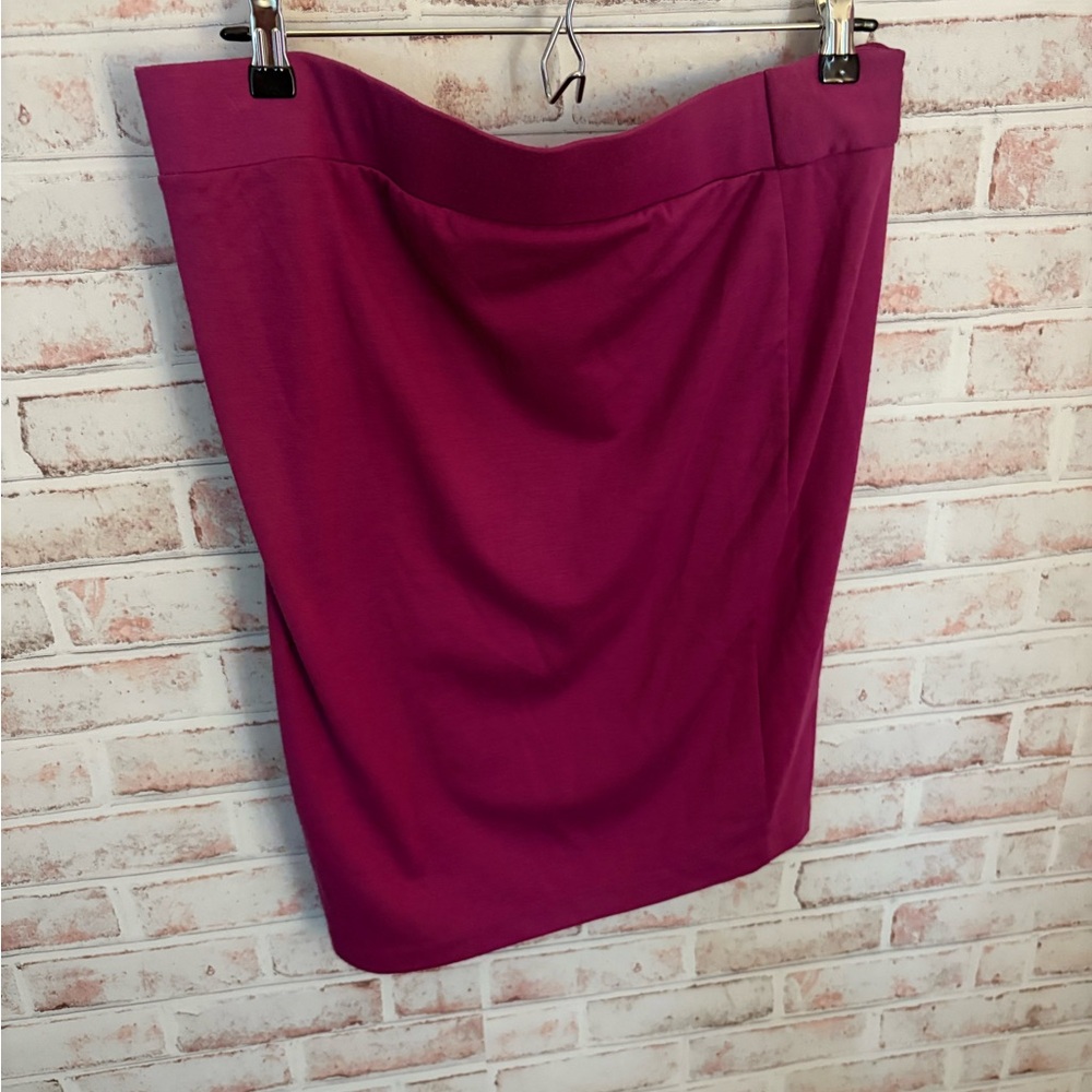Torrid Elegant Pink and Gray Skirt Set - Picture 3 of 8